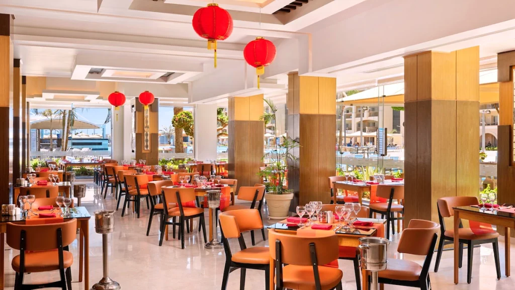 الفندق الباتروس وايت بيتش ريزورت - الغردقة